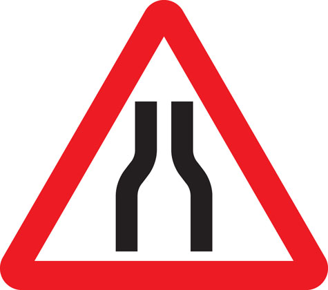 Traffic Sign - Road narrows on both sides