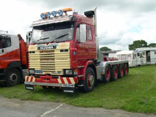 Articulated vehicle adapted for Special types use